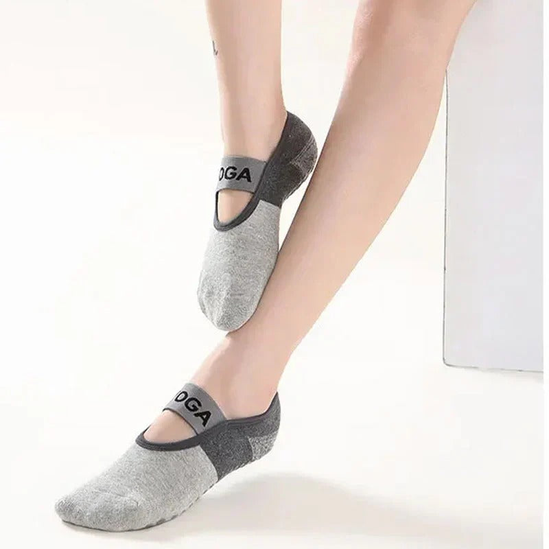 Women Anti-Slip Yoga Socks With Strip 1 Pair